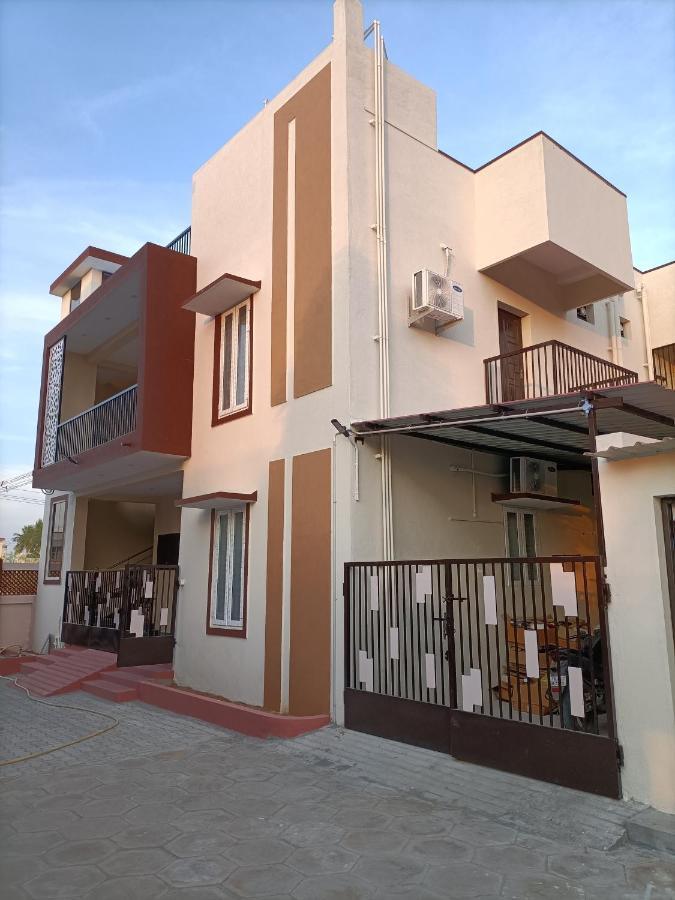 Doctor'S Homestay Tiruvannāmalai Esterno foto