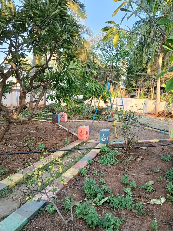Doctor'S Homestay Tiruvannāmalai Esterno foto