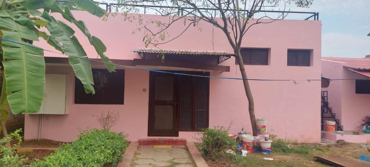 Doctor'S Homestay Tiruvannāmalai Esterno foto